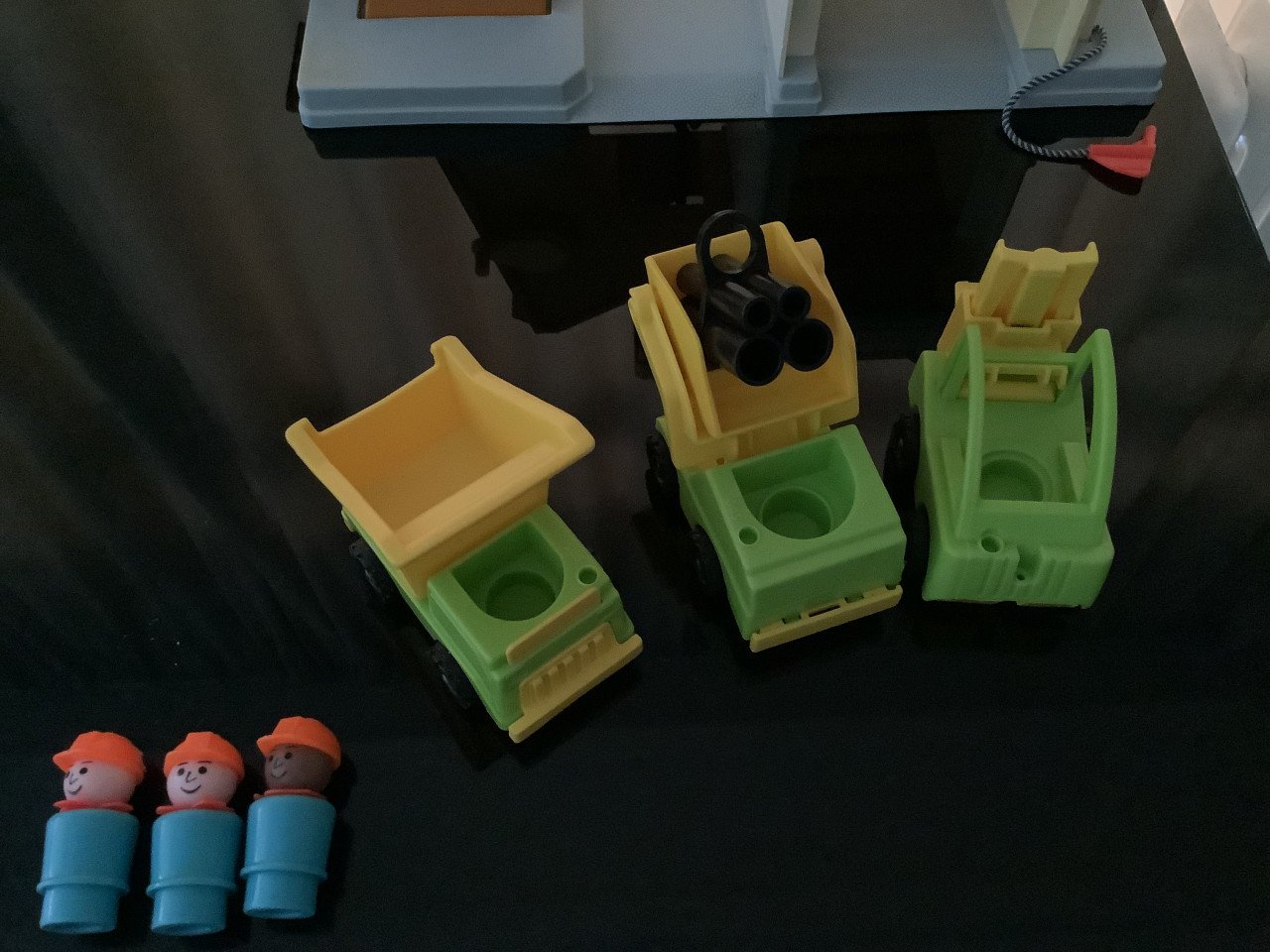 Fisher Price Lift and Load Depot