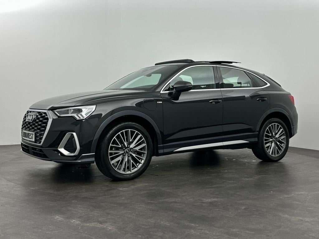 Audi Q3 sportback 45 tfsi e s-line pano camera acc lane