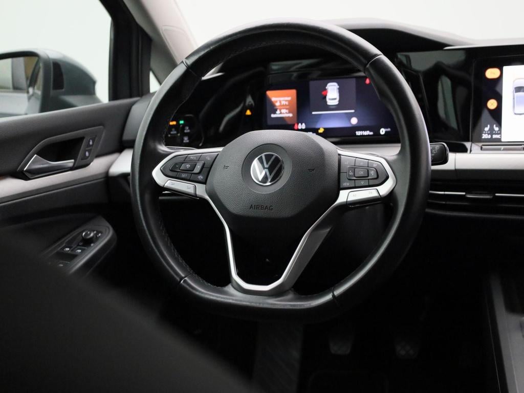Volkswagen Golf variant viii 1.0 tsi 81kw life | navigatie | stoel/stuur ve