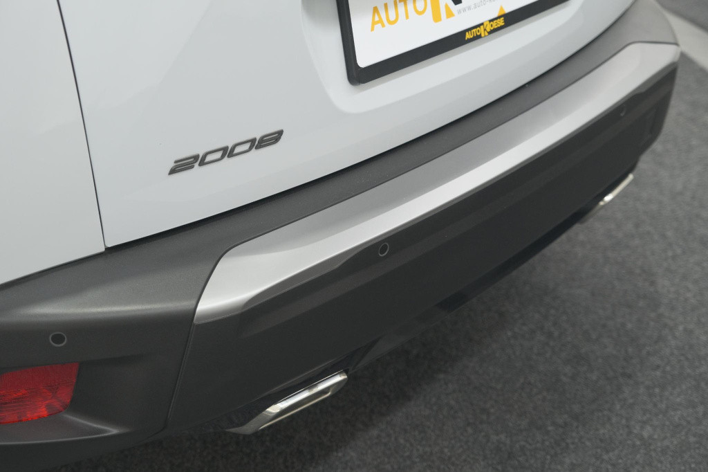 Peugeot 2008 puretech 130 eat8 gt | camera | apple carplay | parkeersensore