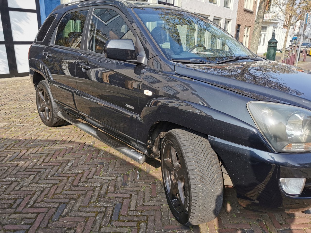 Mooie Kia Sportage 2.7 V6 4WD automaat (bieden vanaf 2800)