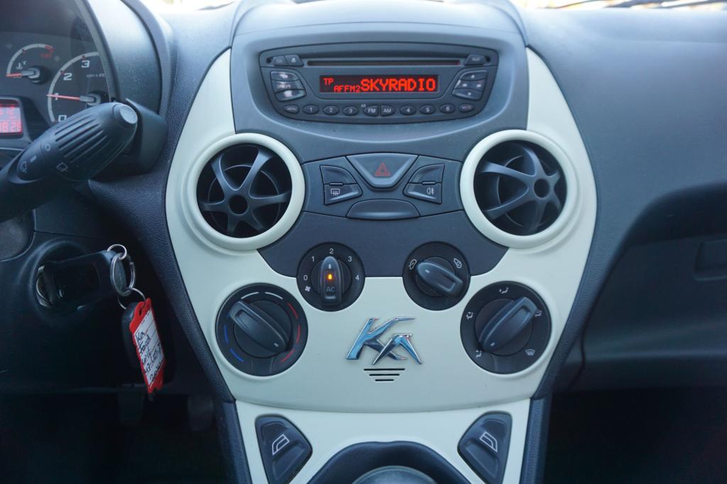 Ford KA 1.2 cool&sound airco / elektr. ramen / nap / apk t/m 04-2027