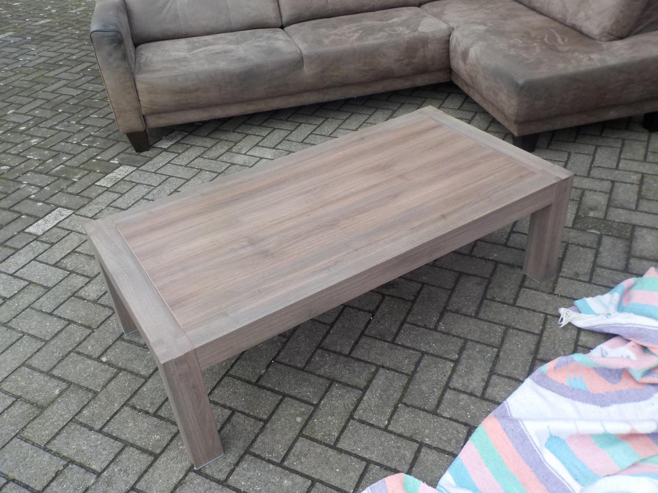 Zeer mooie kwaliteit salontafel in vrijwel nieuw staat 70 x 135 cm
