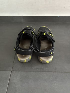 Geox sandalen 35 nieuw!