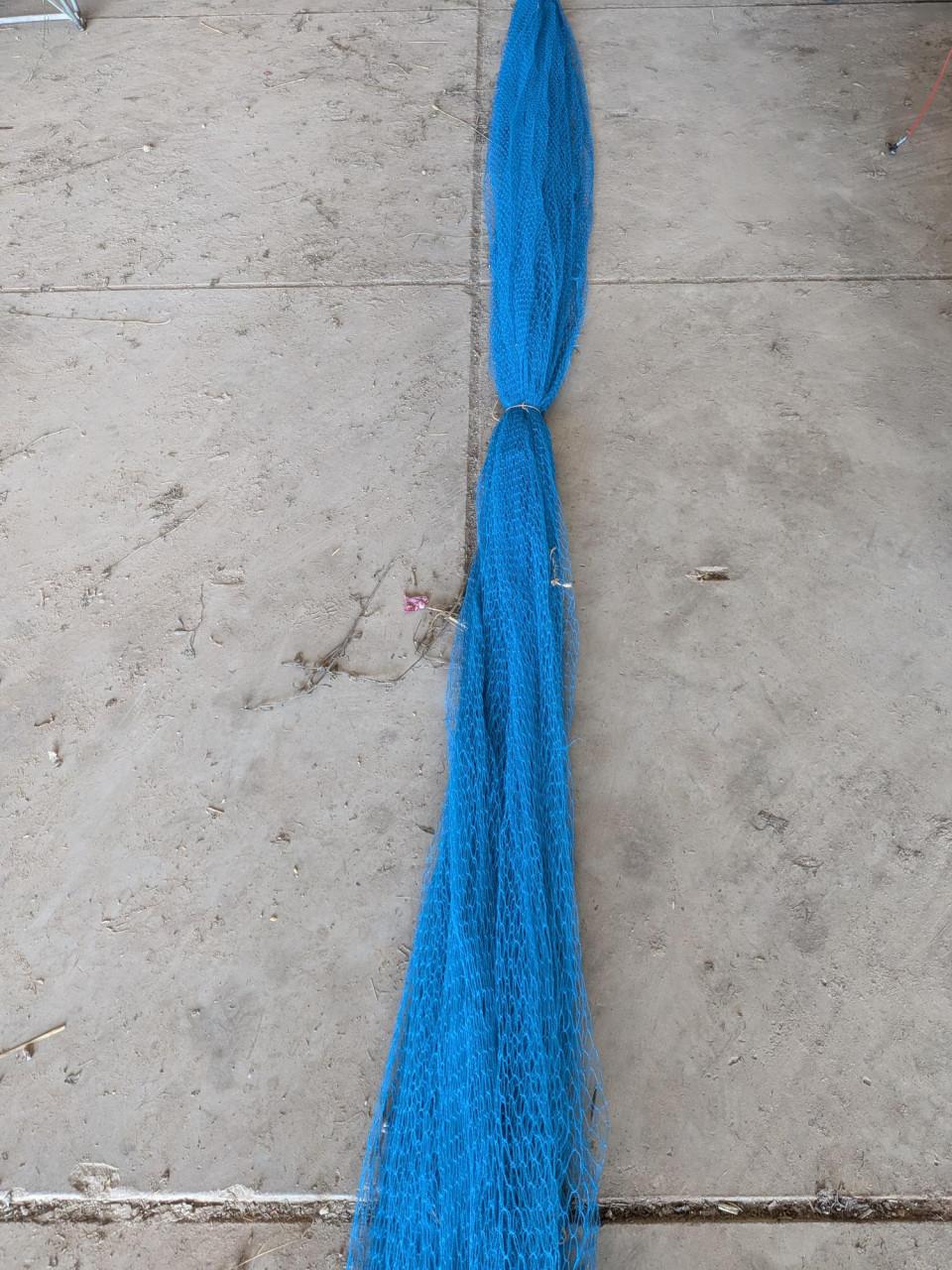 Zeer groot blauw net voor bv. over de kersen