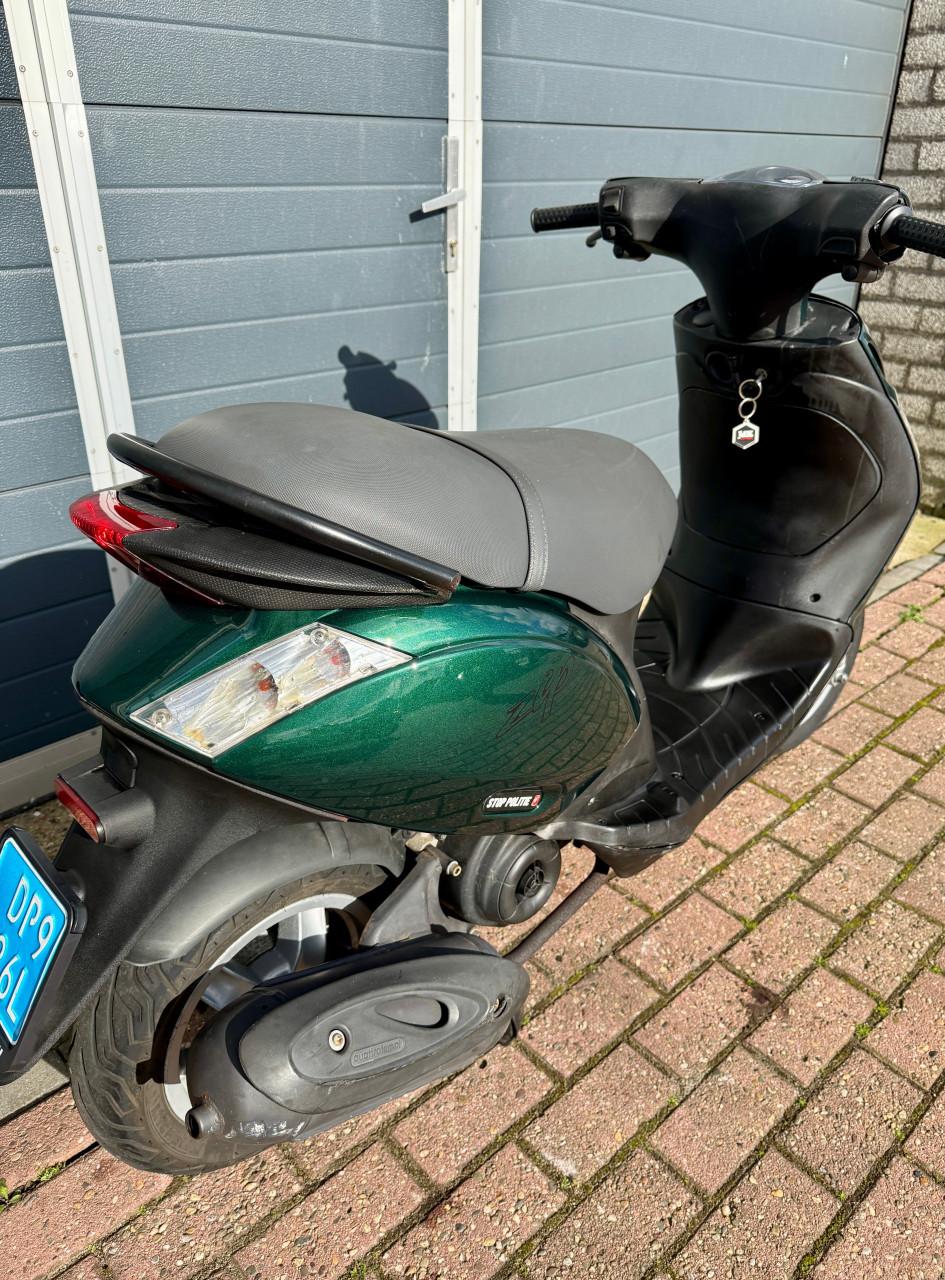 Piaggio zip
