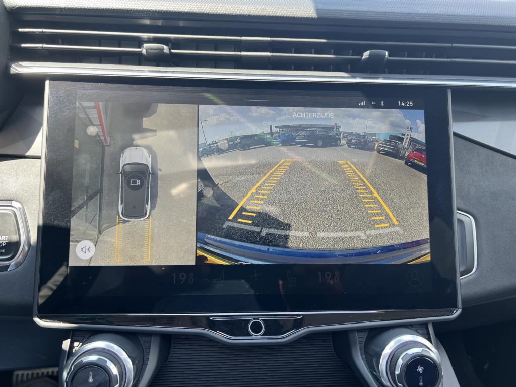 Lynk & Co 01 1.5 261pk plug in hybrid , panodak , 360gr camera , adaptive c