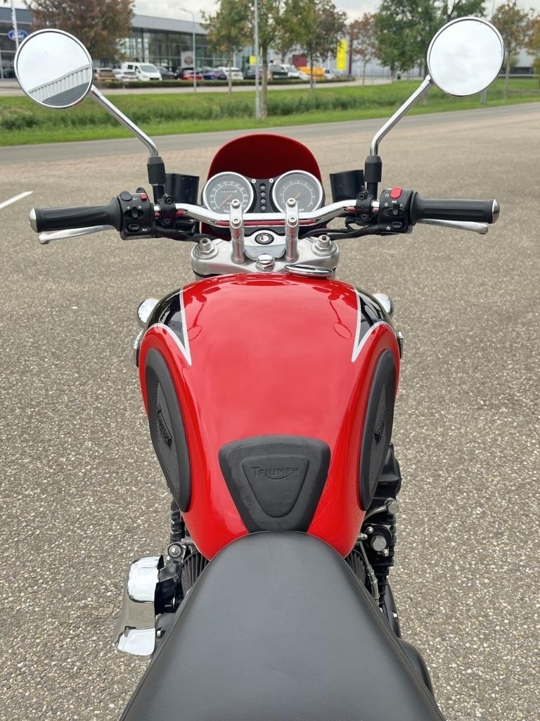 Triumph Thunderbird sport