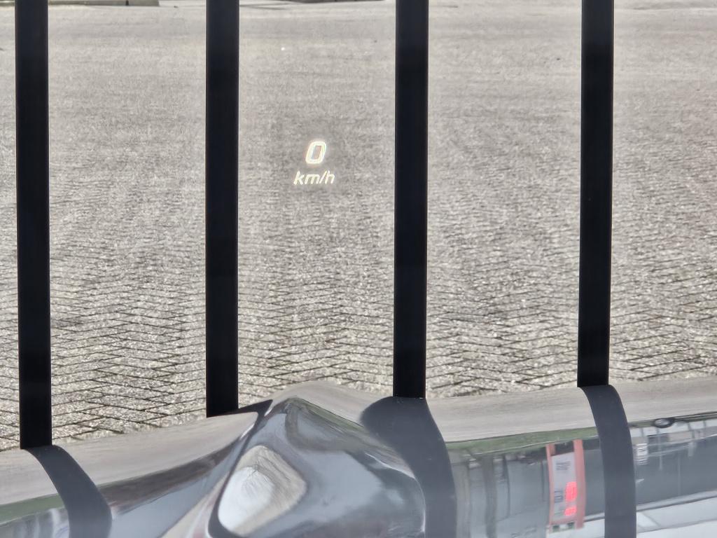 Mercedes-Benz C-Klasse amg 63 s | burmester | pano | acc