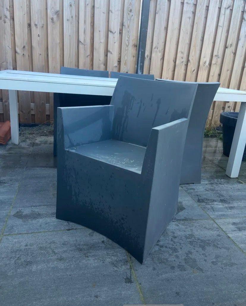 Tuintafel + 4 stoelen