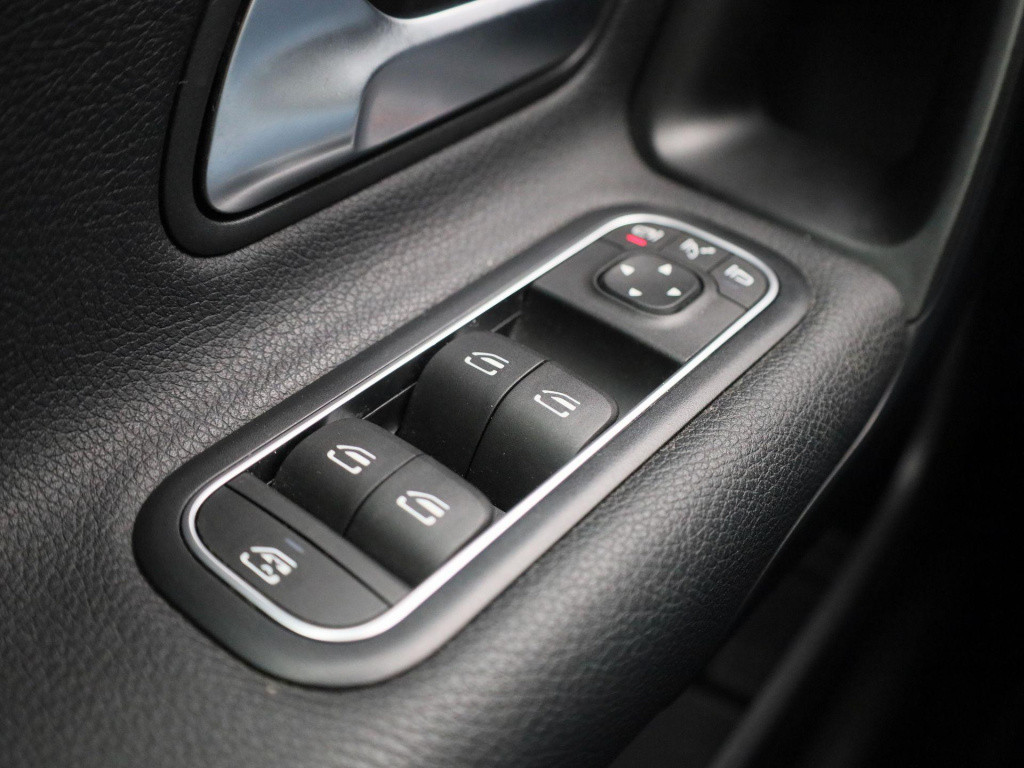 Mercedes-Benz A-Klasse 180 business solution | automaat | virtual cockpit |