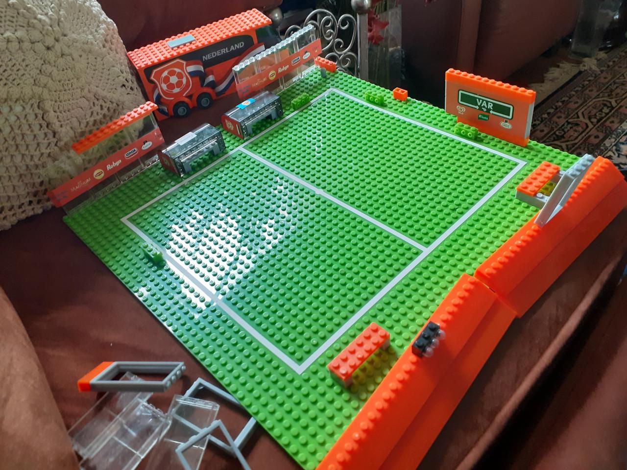 LEGO Voetbal-stadion & Spelers-bus