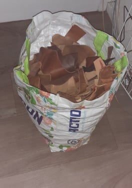 Tas vol stukjes leer