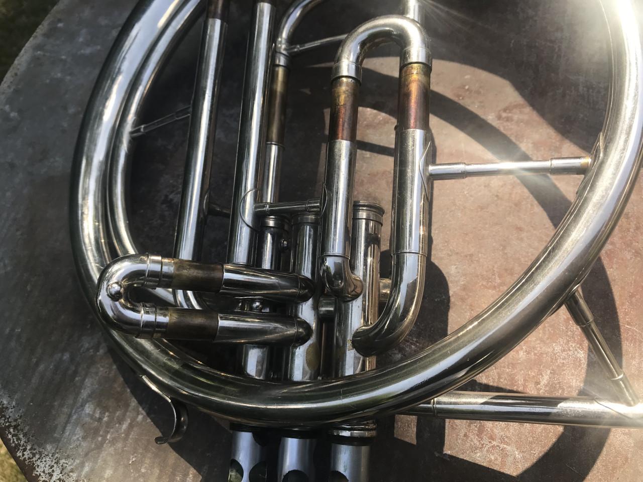 Franse hoorn ANTOINE COURTOIS PARIS