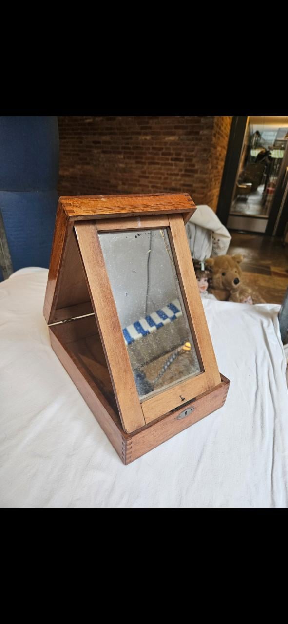 Mooie antieke houten scheerkist