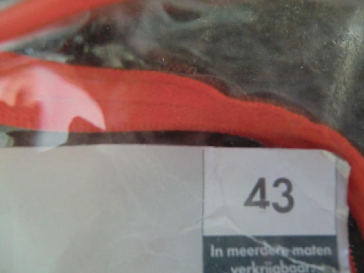 Thinsulate ijshokey schaatsen mt 43