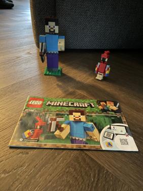 Lego Minecraft: Bigfig steve met papegaai 21148