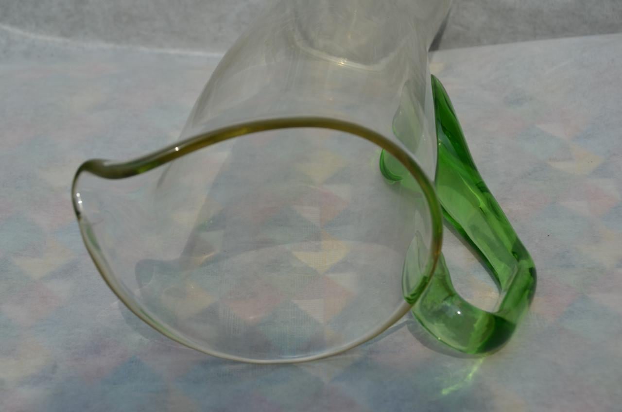 Mooie glazen design sap/waterkan puntgaaf.