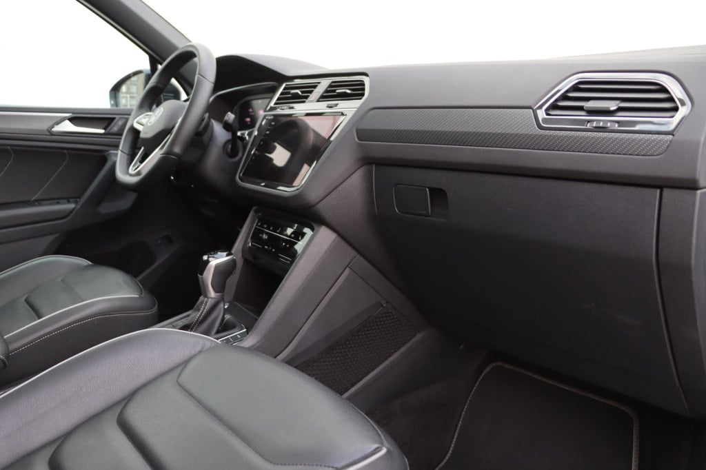 Volkswagen Tiguan 1.4 tsi ehybrid r-line business black style 245pk