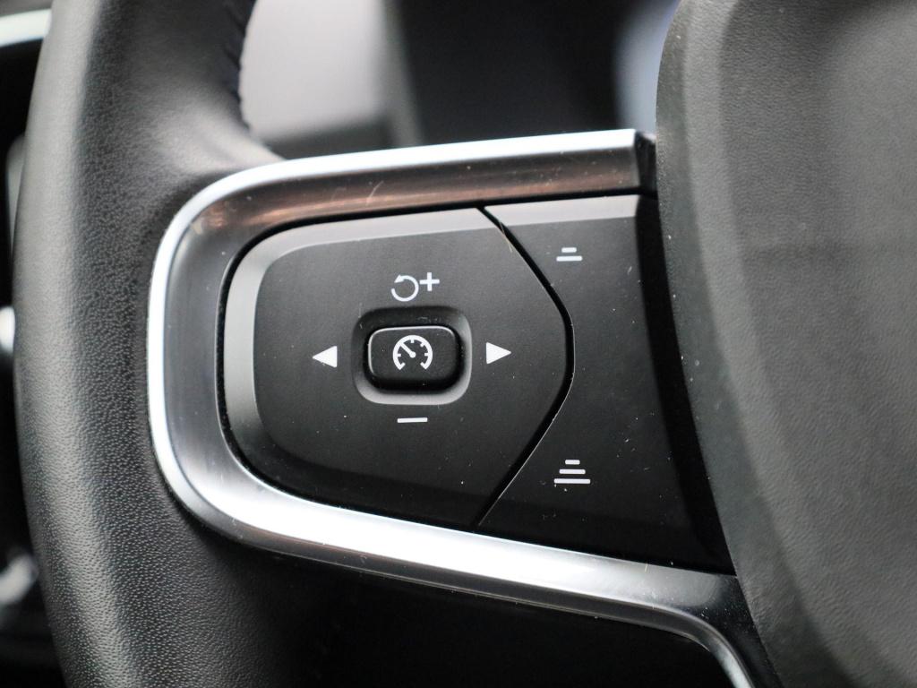 Volvo XC40 t4 recharge geartronic inscription expr. | automaat | apple carp