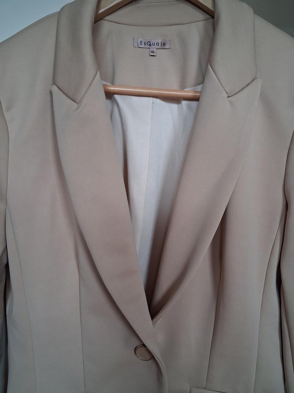 Dames blazer cremekleur