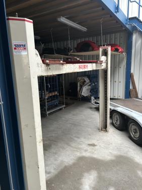 Koni 4 koloms hefbrug in goede staat, 2500 kg