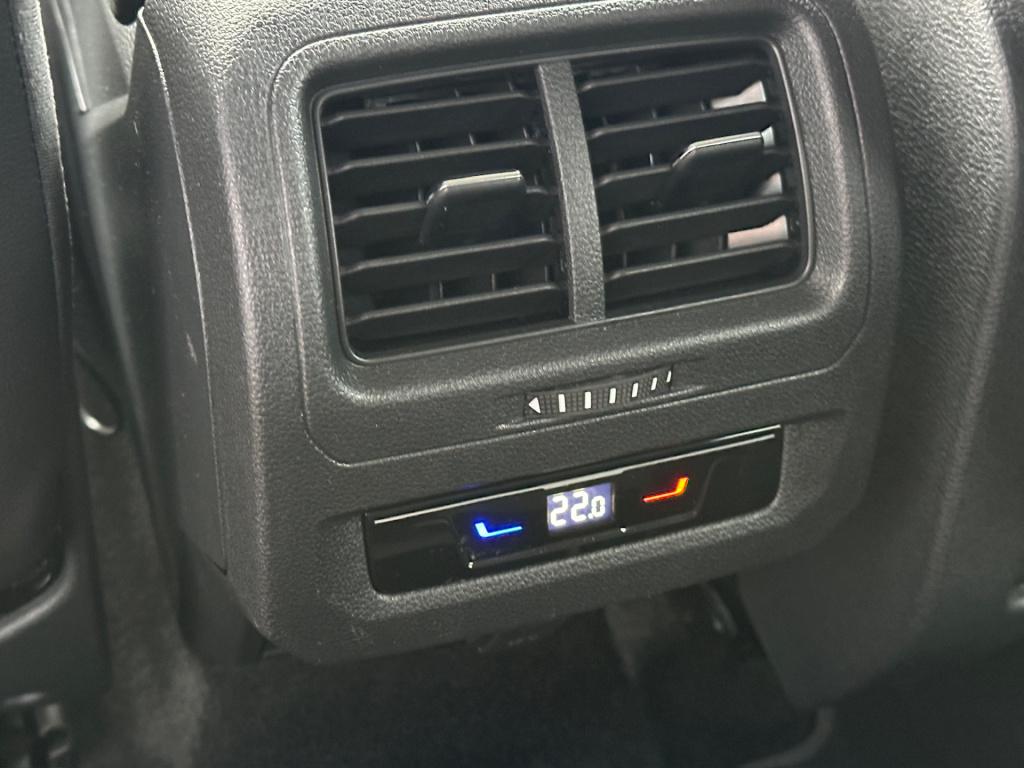 Volkswagen Touran 1.5 tsi 150pk dsg highline 7-persoons | dode hoek | virtu