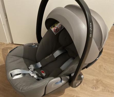 Cybex babystoel met base