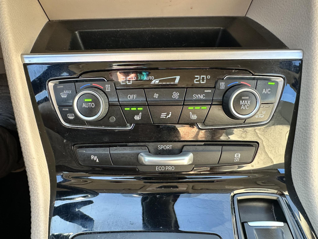 BMW 2-serie gran tourer 220i centennial high executive