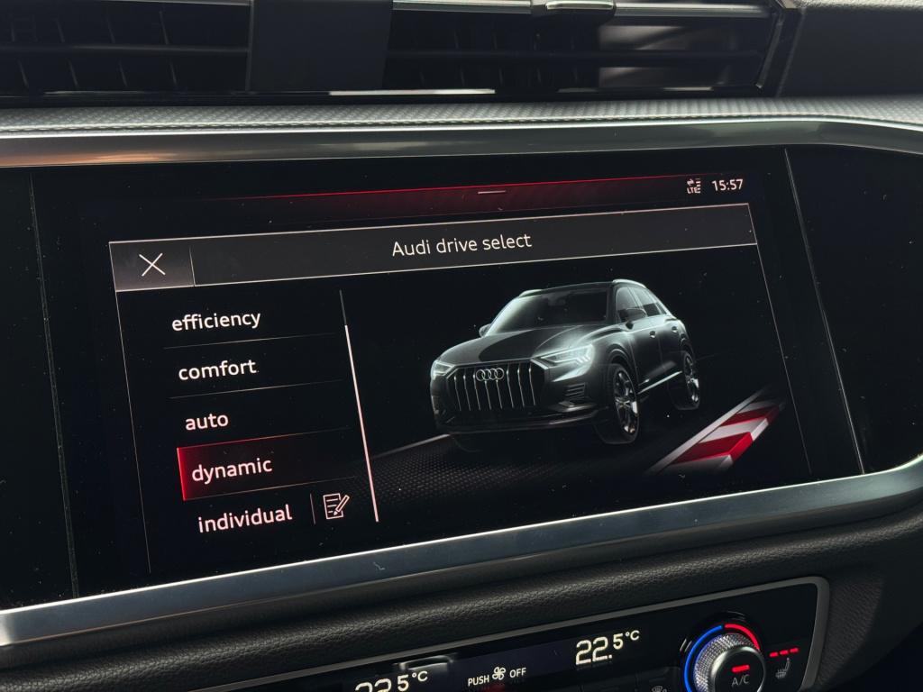 Audi Q3 35 tfsi 3x s-line * keyless * matrix led * carplay