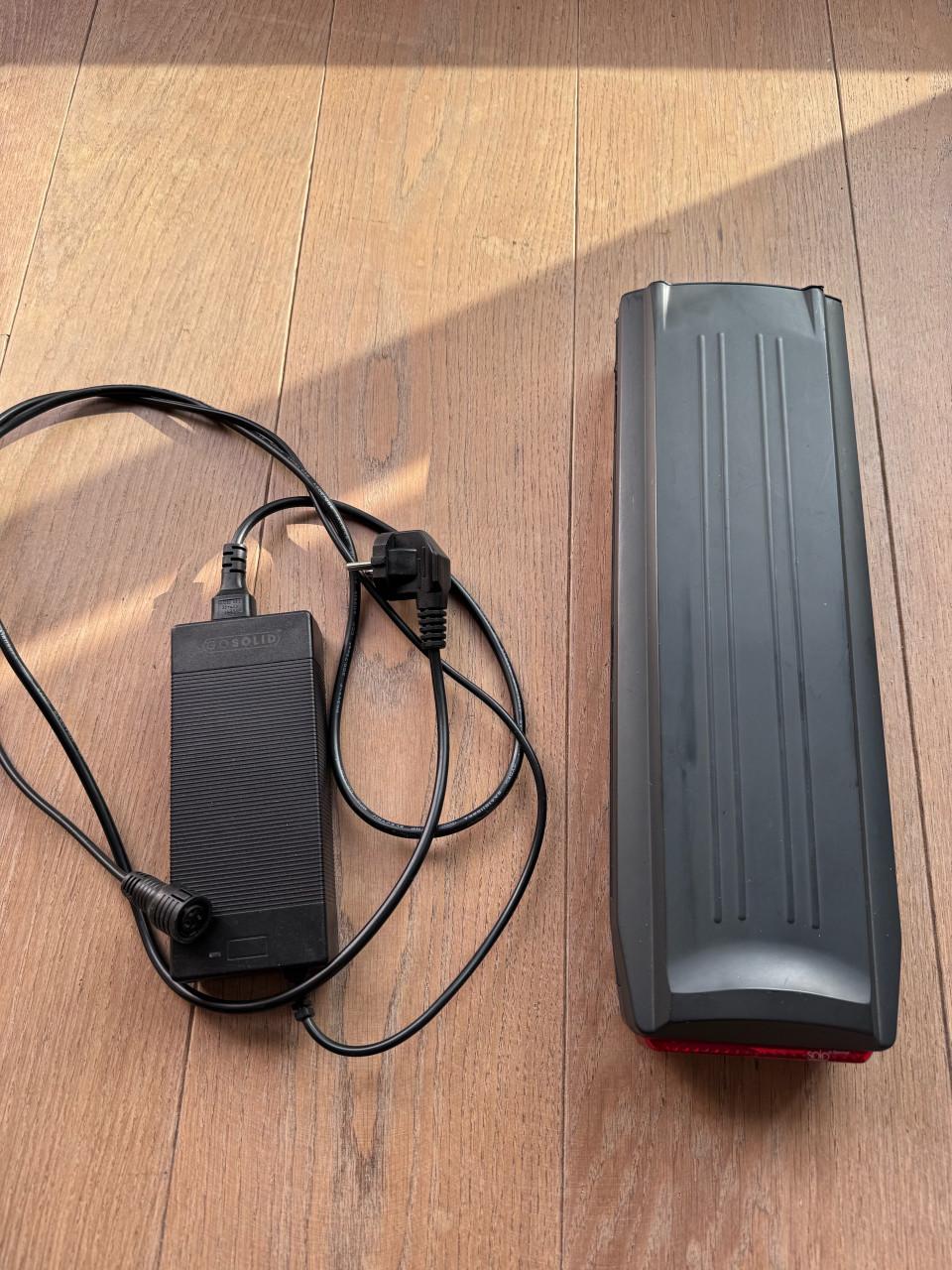 Gazelle Innergy fietsaccu 36V 13,6Ah 490Wh + oplader