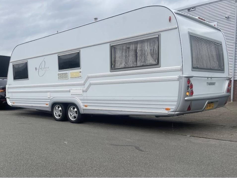 Tabbert Comtesse 620 (2006), ruime caravan met Dorema 4‑seizoenen voortent