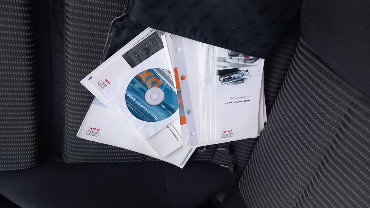 Audi A4 1.8 Turbo Quattro S-Line  station bj:2005 airco lm-velgen