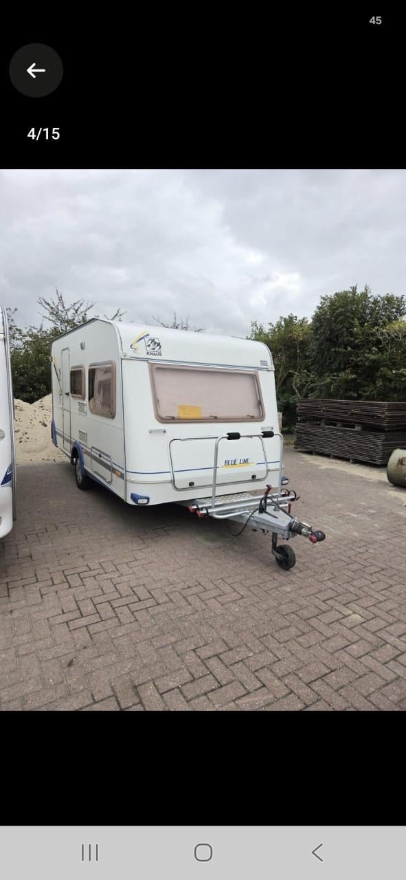 Knaus Blue Line 400 TK uit 2002 met voortent