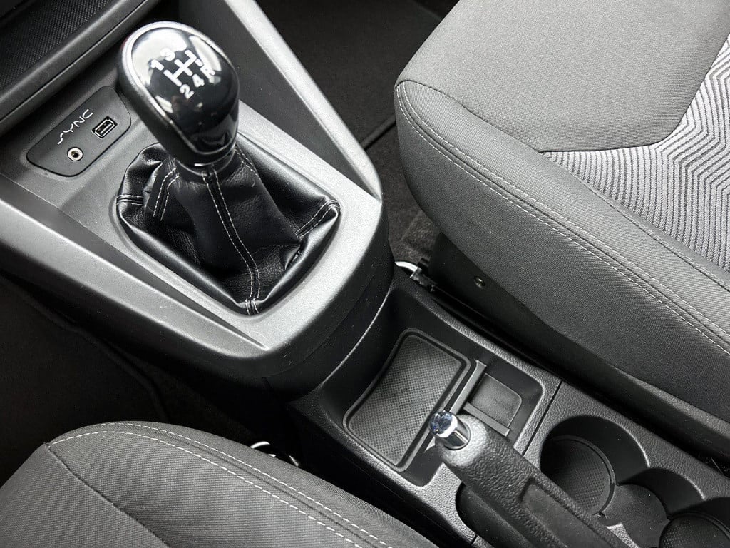 Ford KA ka+ 1.2 trend ultimate | parkeer sensoren | bluetooth | cruise cont
