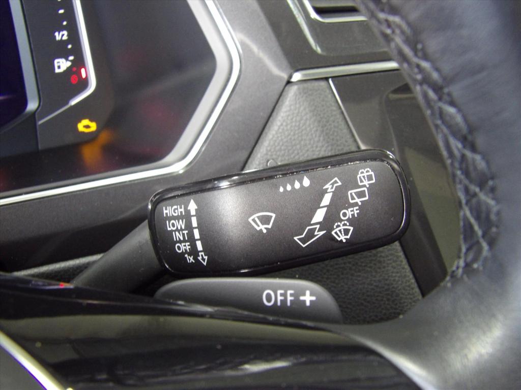 Volkswagen Tiguan 1.5 tsi 150pk dsg highline r-line 7-zits