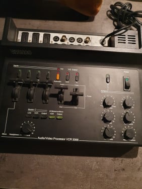 Werkende vintage Vivanco audio/video processor vcr 3066...