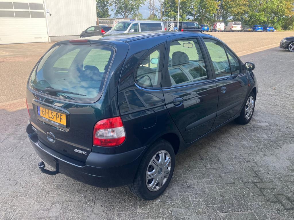 Renault Scenic 1.6-16v authentique airco