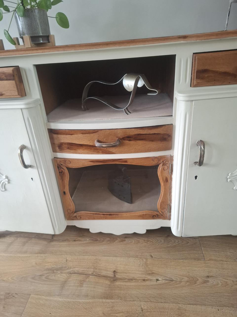 Prachtig dressoir