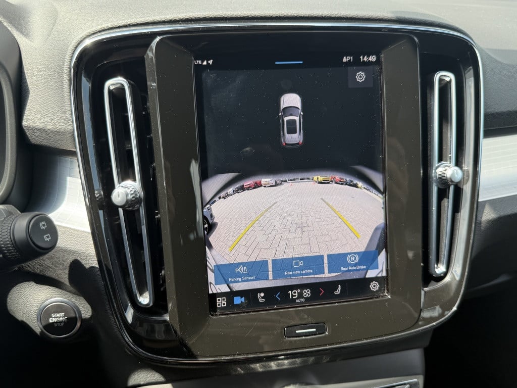 Volvo XC40 2.0 b4 plus dark