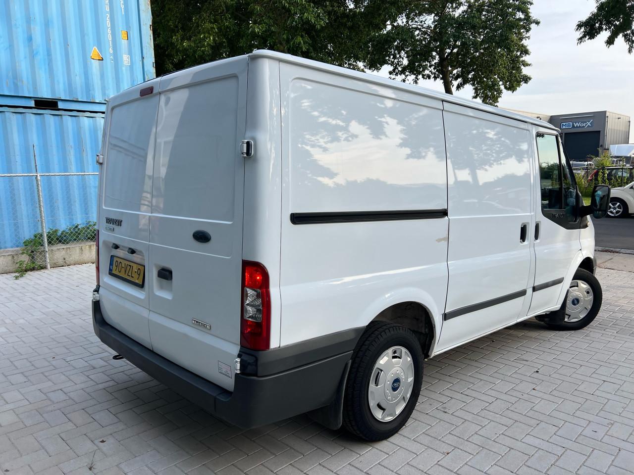 Ford Transit 260S 2.2TDCi 110.899KM Nap