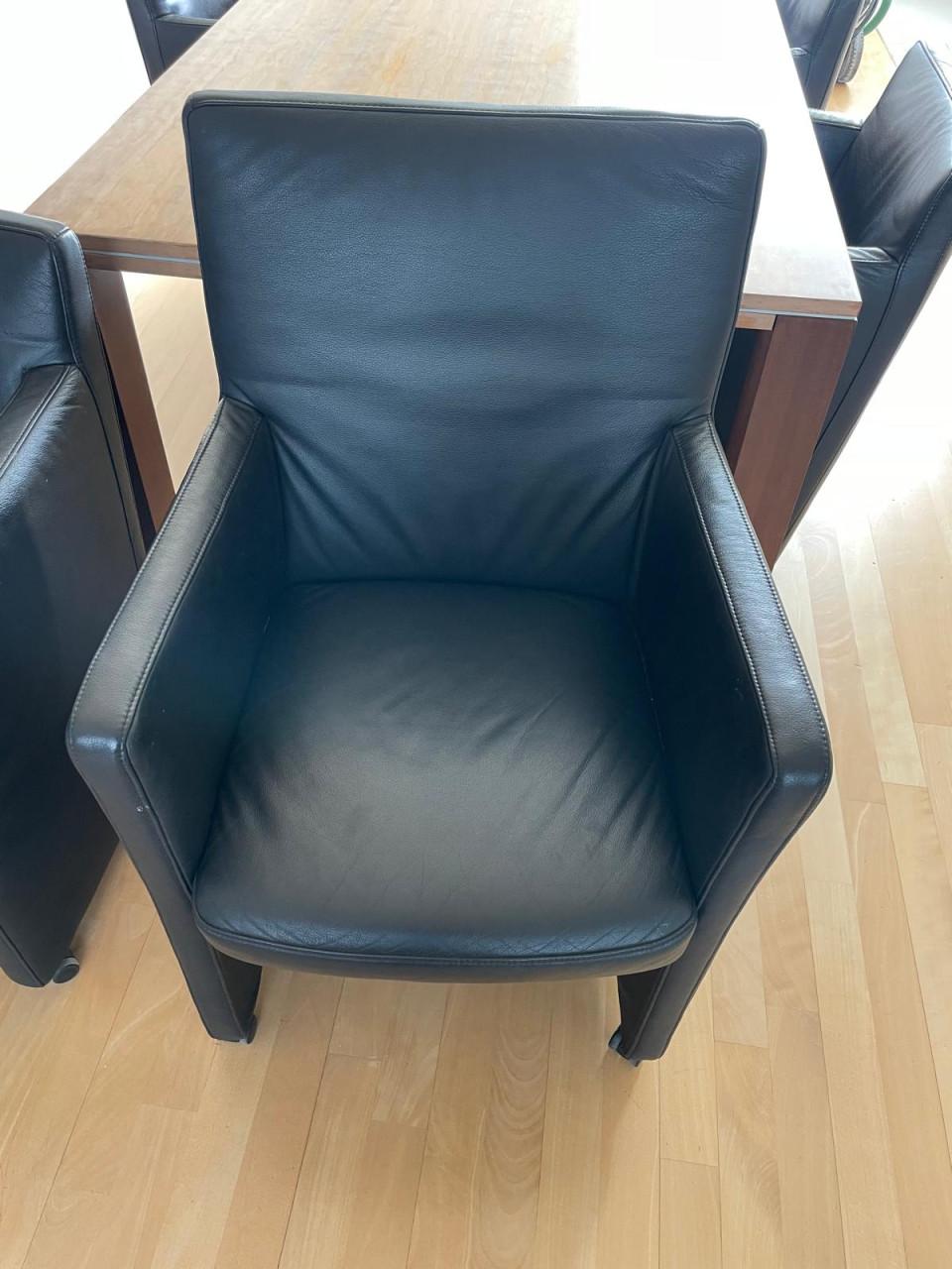 6 lederen eetkamerstoelen