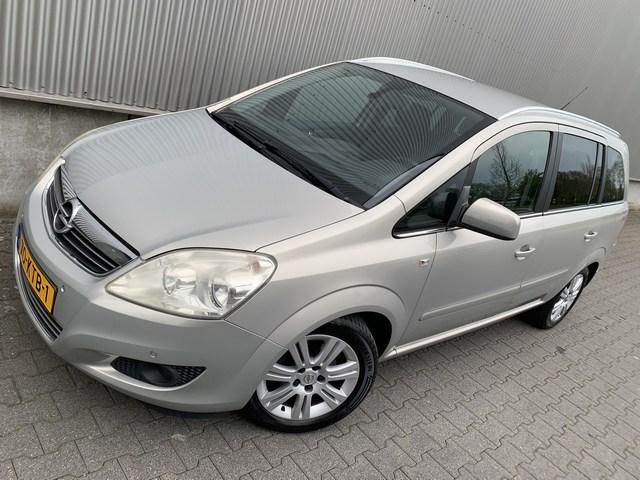 Opel Zafira 1.8 cosmo navi | pdc | cruise | climate control | trekhaak etc.