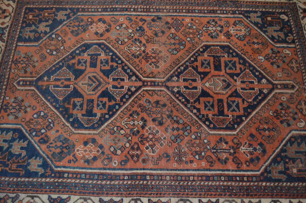 Klein Perzisch tapijt, kan niet echt vliegen.........