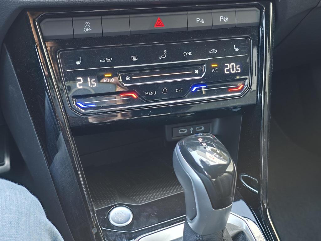 Volkswagen T-roc 1.5 tsi r-line edition virtual cockpit stuur/stoelverwarmi