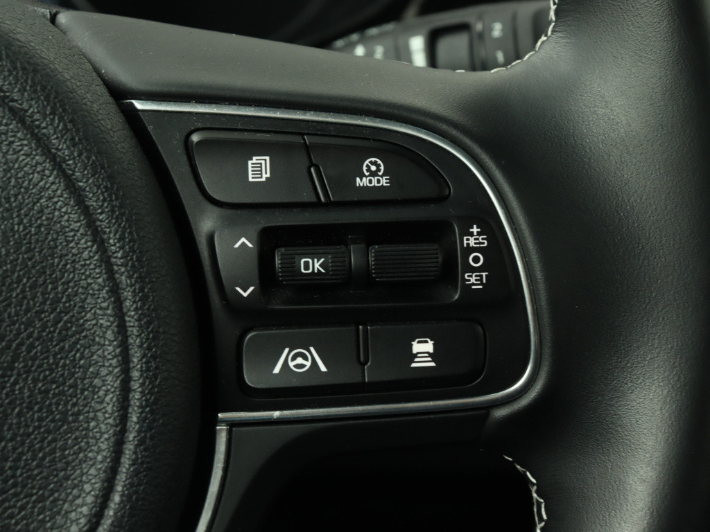 Kia E-niro edition 64 kwh | stuur- en stoelverwarming | navigatie |