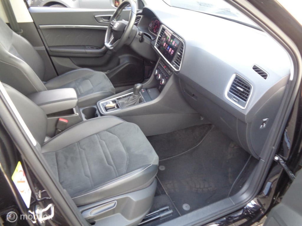 Seat Ateca 1.5 tsi xperience/led/airco/ecc/trekhaak/virtual dash/dsg-7/appl