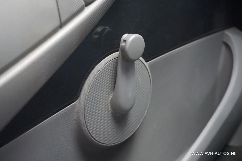 Toyota Aygo 1.0-12v access