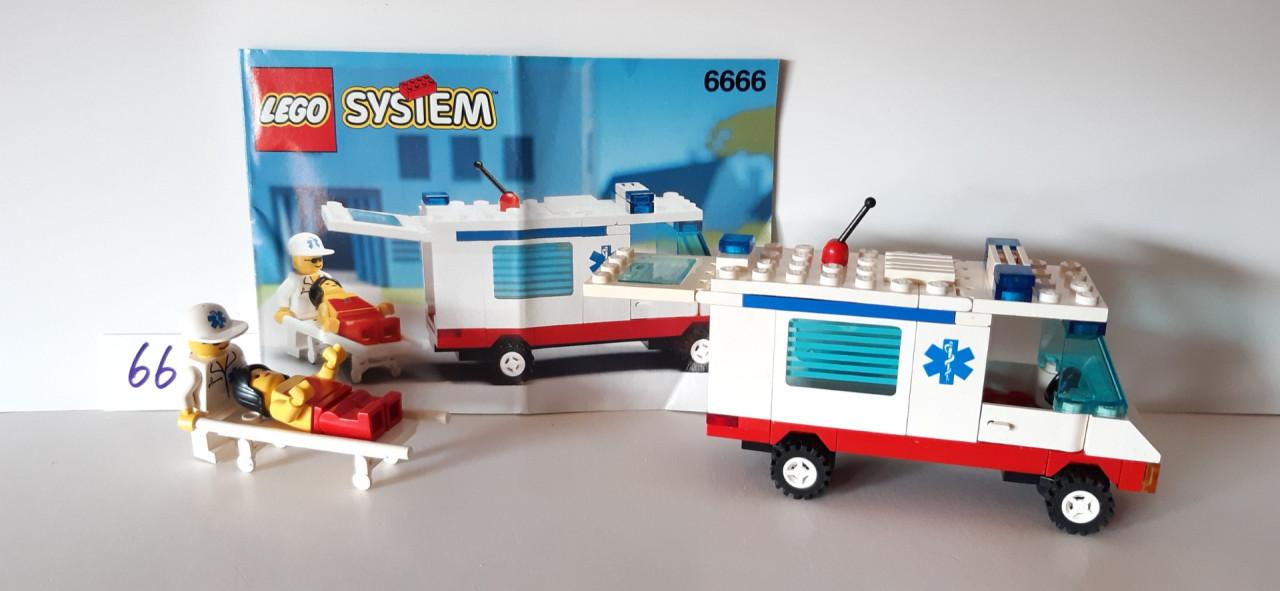 Lego 6666 Classic ziekenhuis: ambulance