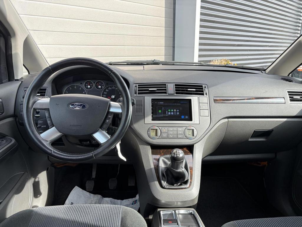 Ford C-max focus 2.0-16v ghia/153.000 nap/dealer onderhouden/trekhaak/andro